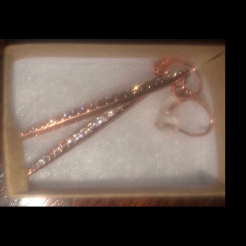 M KORS Rose Gold minimalist pave Swarovski Crystal long BAR Dangle earrings NWOT - Picture 2 of 2